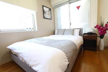 NM51 Liz Osaka Castle