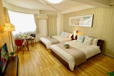 602 Dotonbori East Art Hotel