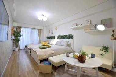 706 Dotonbori East Art Hotel