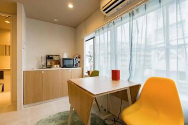 8b HOTEL -Osaka Nishikujo APARTMENT-