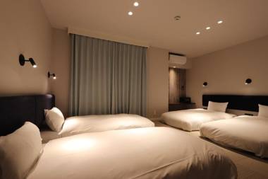 5 minutes Shin-Osaka 9