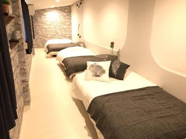 River Side Namba 206