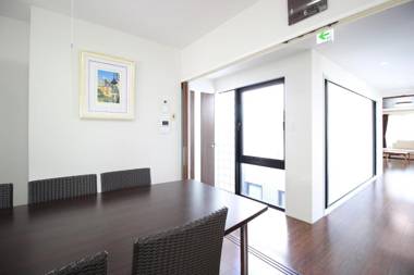 Atrium Deluxe Apartments Osaka