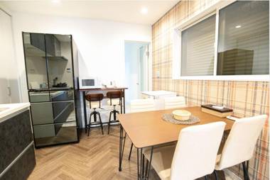 中道IKANIKAN Room A