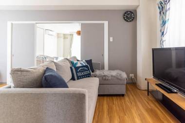 Mido Elphan Building 8