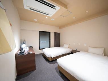 Shinsaibashi ARTY Inn