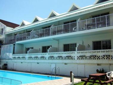Petit Hotel Key West Club