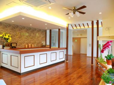 Wayn-Zen Onnna Hotel