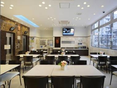 Toyoko Inn Okayama-Eki Nishiguchi-Migi