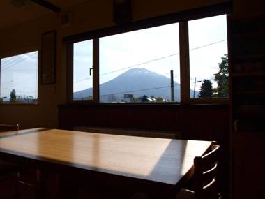 Niseko Tabi-Tsumugi Backpackers