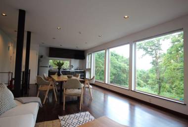 Beautiful Soga Forest Hideaway