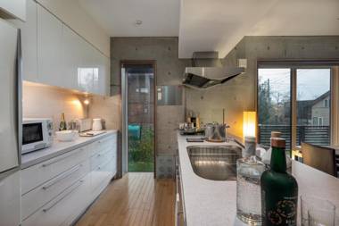 Yuki Uchi by H2 Life