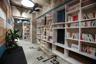 bnbplus Niigata Book Inn