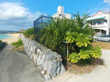 Kariyushi Condominium Resort Sea Side House