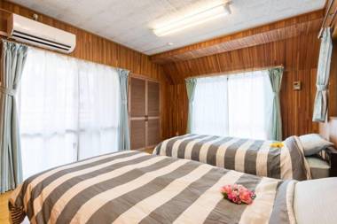 NahaCentaral_10Beds7roomsHouse_190sqm_FreeParking