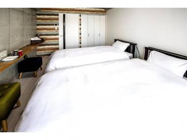 Little Island Okinawa Tomari