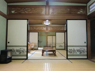 Onsen Minshuku Sakaeya