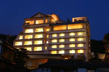 onsen hotel OMOTO