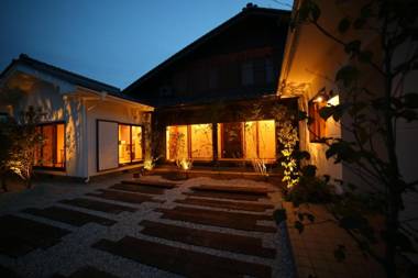 cafe&stay CASTANA
