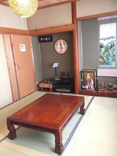 Guest house daisho oshiro asobi