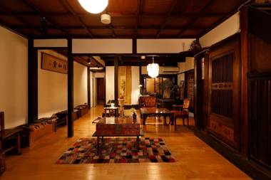 Guesthouse & Salon Tsukito