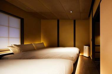 Kyoto Urushiro Wakasaya by YADORU KYOTO HANARE