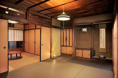 Kiyomizuan 清水庵 車庫2台 ビフォアアフターの匠 坂田基禎さん改築の京町家