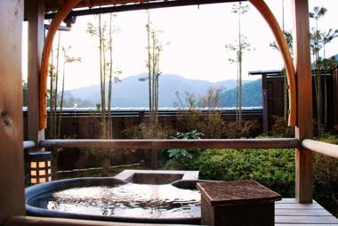 Ohara Onsen Hot Spring Source Restaurant and Ryokan - SERYO -