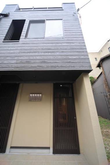 PASSAGE Higashiyama Sanjo