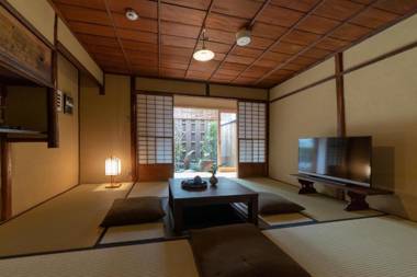 Gion Shirakawa Kouki Machiya House