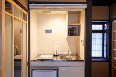 Rinn Shijo Takase River North