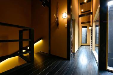 Miro Hachijo Genmachi BeTei