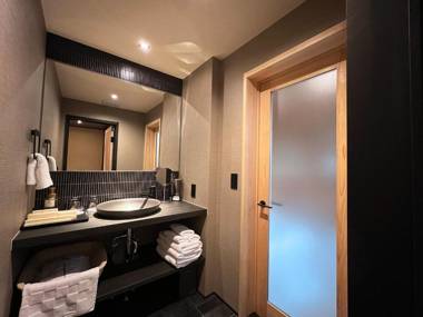 Rinn Kiyomizu Gojo Machiya North