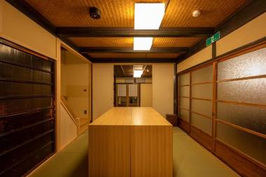 CAMPTON Higashiyama Roku