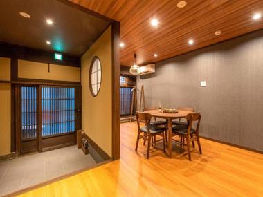 慶有魚·松家(Kyotofish·Matsuya)*经典松树中庭*鸭川畔独栋地暖百年町屋*门前高濑川