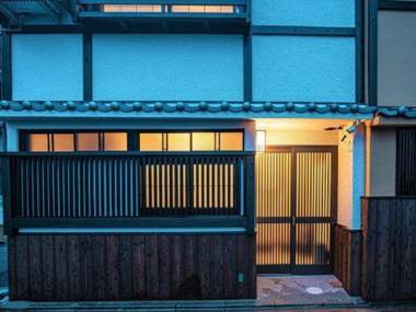 Rental of Machiya Take a Shigaraki ware openair