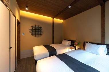 Hinaya Higashiyama Machiya House