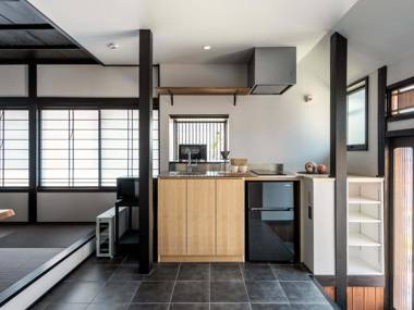 Sansuikyo Machiya House