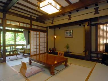 Momijiya Bekkan Kawa No Iori Ryokan