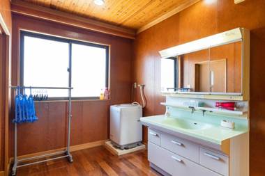 HOLIDAY INN GARAKUTA