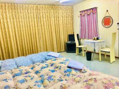 Quan Shan Xian Dai Ke Fang Hotel