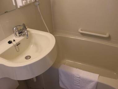 Toyoko Inn Higashi hiroshima Ekimae