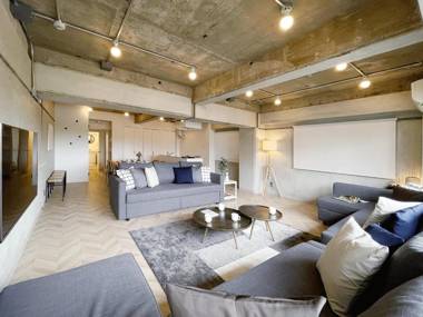 Up to 10p 1 min Peace Park Wonderful huge house !