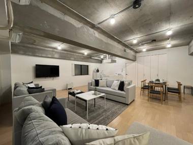 Modern Spacious Apartment Beside Peace Park 10 ppl