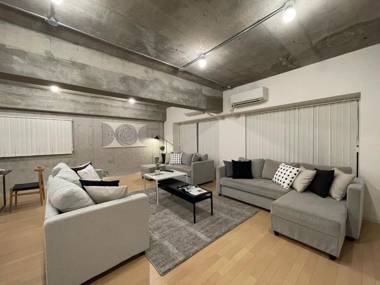 Modern Spacious Apartment Beside Peace Park 10 ppl