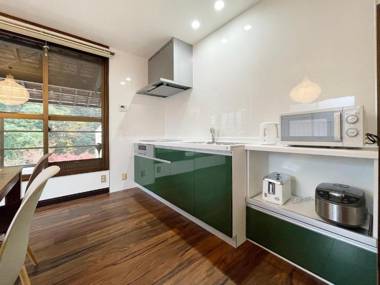 bHotel908 Minute walk from Miyajima Pier for 11ppl