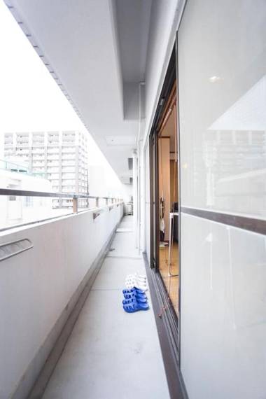 Beautiful spacious apartment next to Peace Park