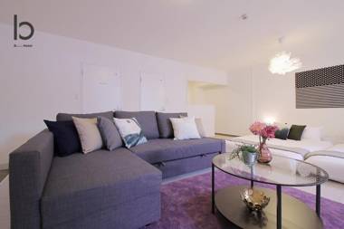 Beautiful Apartment for 6people with free wifi 102