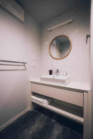 LAZULI Hiroshima Hotel and Lounge