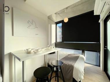 Neko 501 Cozy 1BR Apartment Very Near Peace Park For 6 Ppl